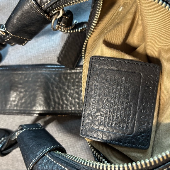 Vintage Coach Black Leather hobo Women's Bag - Picture 6 of 6